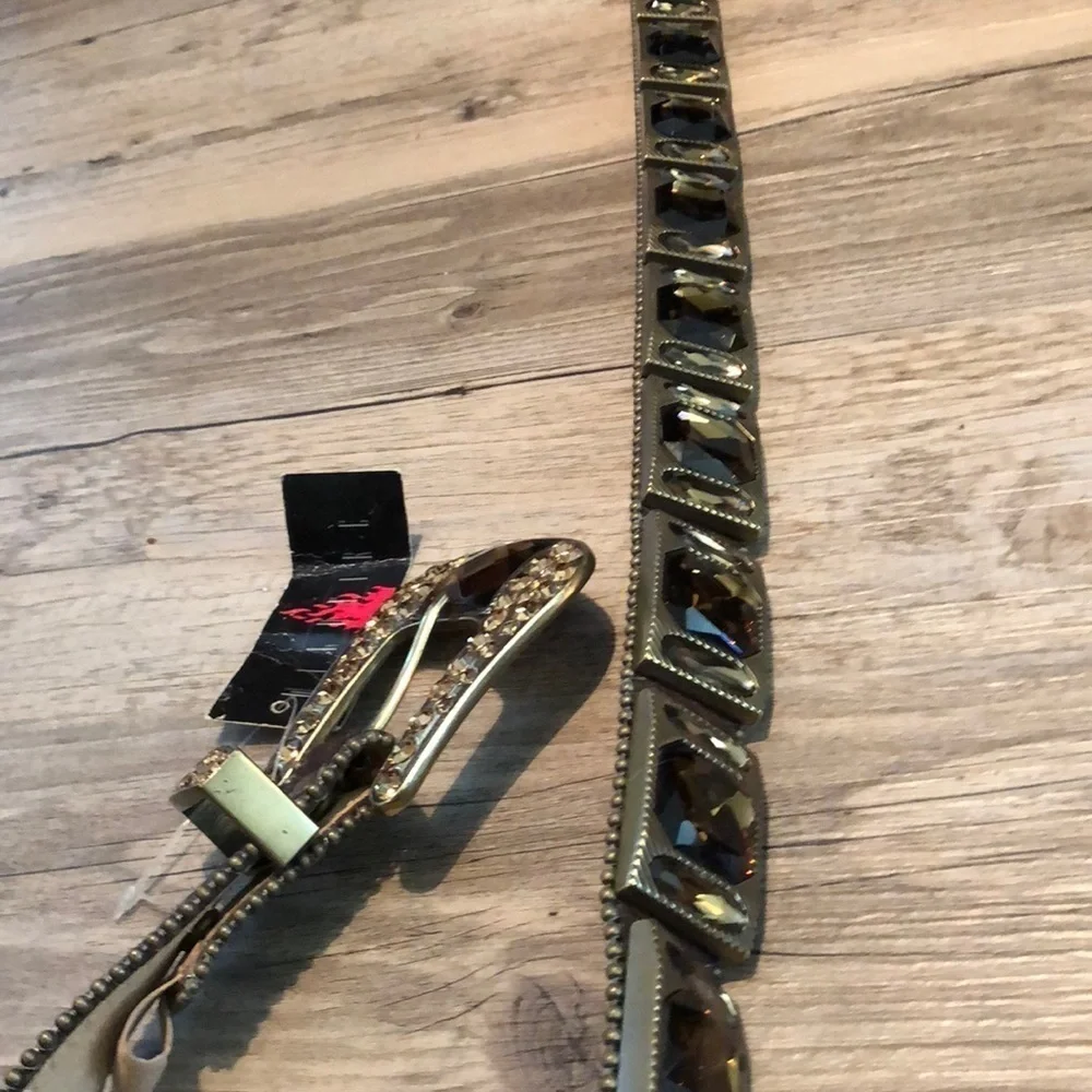Major bling NWT wildfire belt